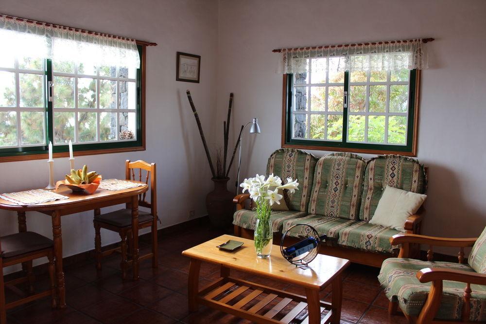 Гостевой дом Casa La Majada (Adults Only) Лос-Льянос-де-Аридане Экстерьер фото