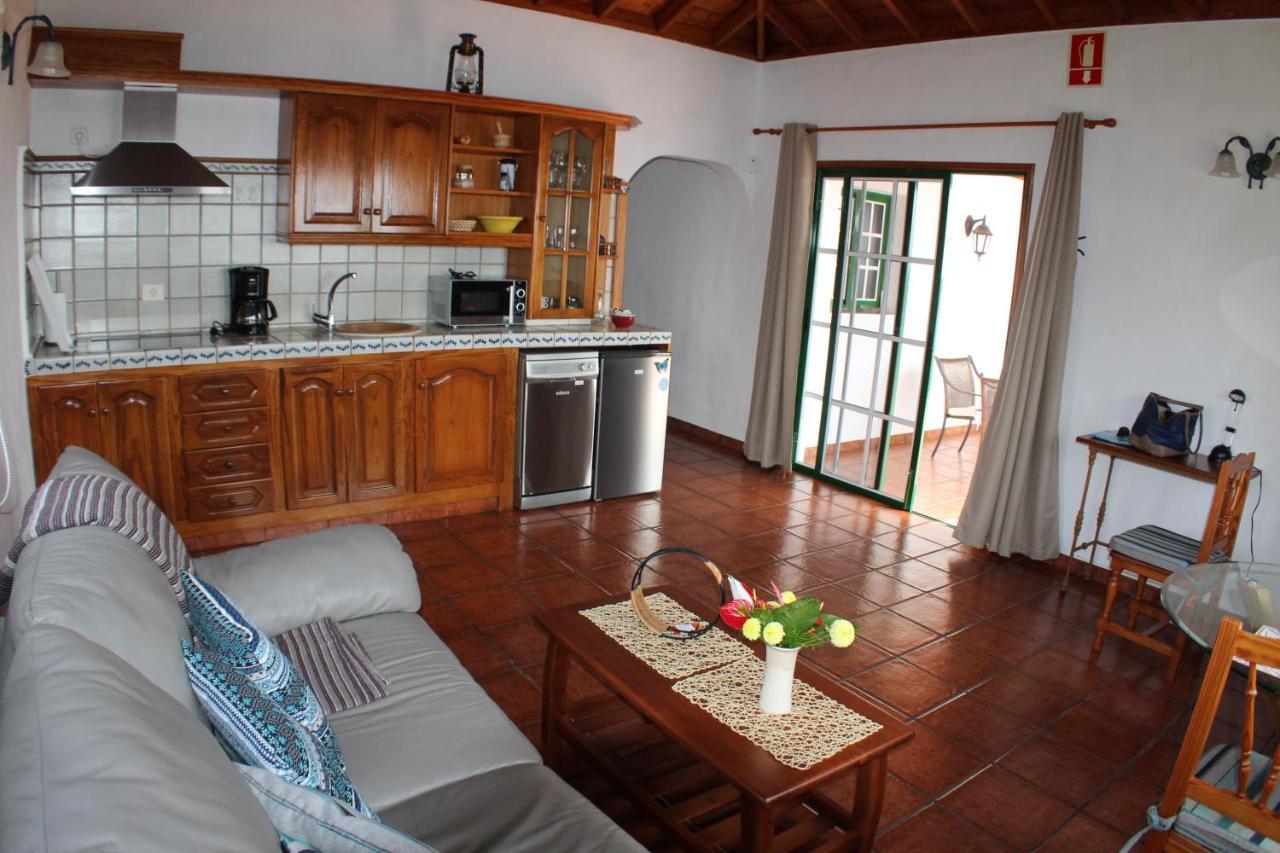 Гостевой дом Casa La Majada (Adults Only) Лос-Льянос-де-Аридане Экстерьер фото
